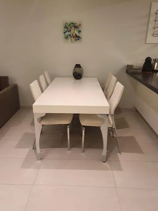 Charming 2-Bedroom 2 Bath Apartment - Sliema